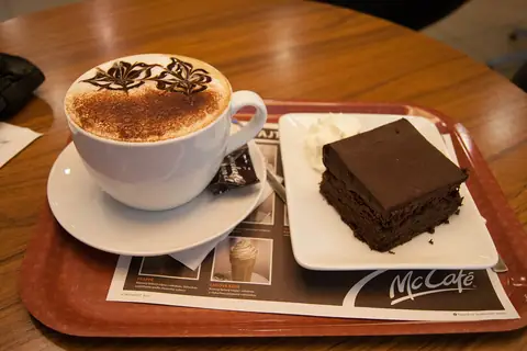 Terry Tangs Designer Cakes photo 3
